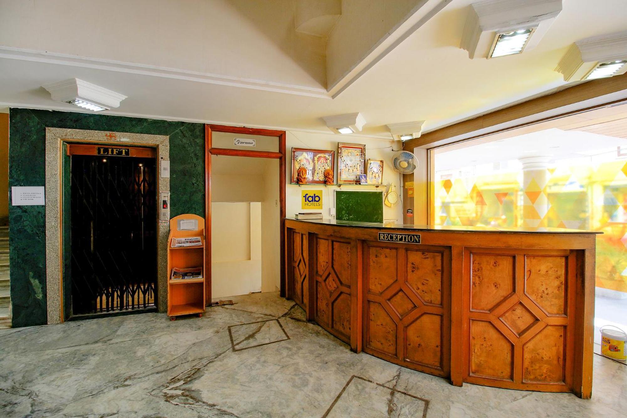 Hotel Regency Бхопал Экстерьер фото